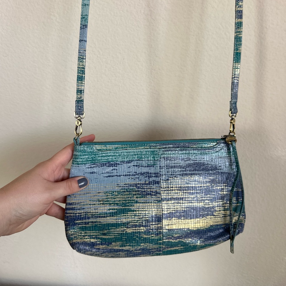 Hobo Darcy Cracked Glass Leather Crossbody - Picture 10 of 14